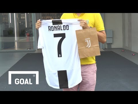 The first EVER Cristiano Ronaldo Juventus shirt