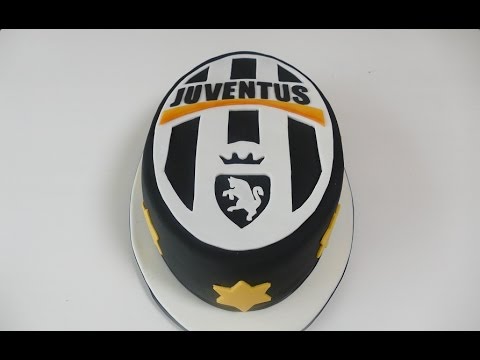 Juventus Turin Motivtorte | Fondanttorte mit Fussball Logo | einfache Schablonen Technik