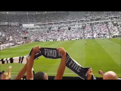 Juventus – Lazio: lo spettacolo dello Stadium durante le formazioni e l'inno